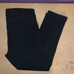 Under Armour Crop Leggings